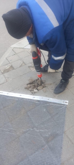 ул. Профсоюзная, д. 68 к. 3 — меняли тротуарную плитку