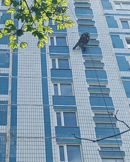 ул. Таллинская, д. 12 — вымыли окна