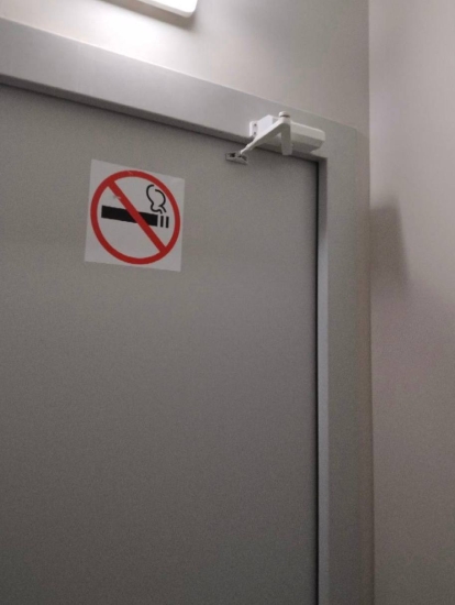 ул. Профсоюзная, д. 68, к. 4 — отремонтировали доводчик